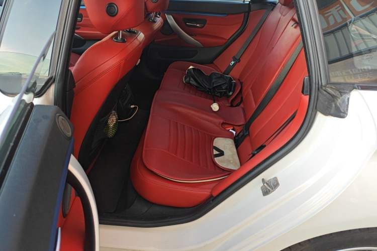 Used BMW 4 Series 2017 425i Gran Coupe Luxury M Sport Package Left Rear Seat