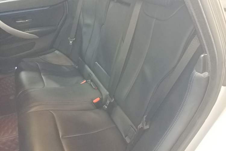 Used BMW 4 Series 2017 425i Gran Coupe Leading Model with M Sport Package Left Rear Seat