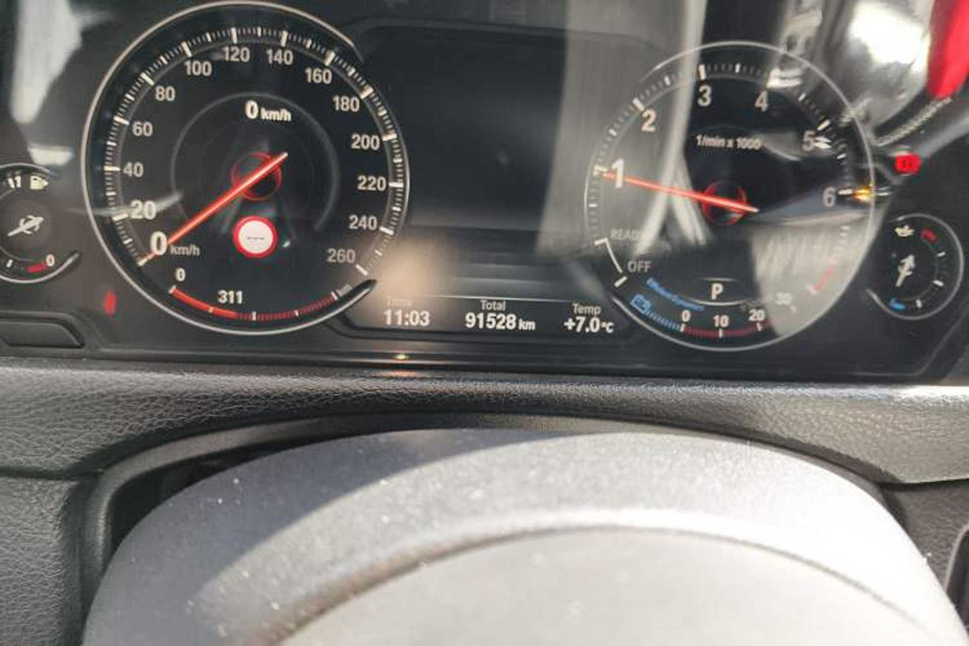 Used BMW 4 Series 2017 425i Gran Coupe Leading Model with M Sport Package Odometer Close Up