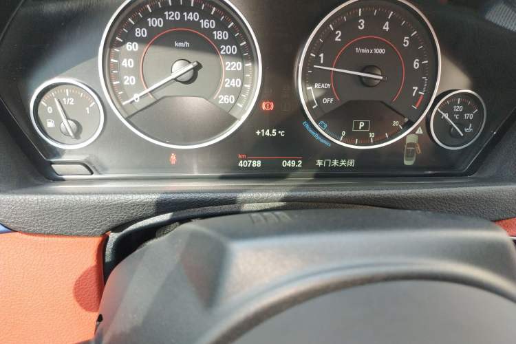 Used BMW 4 Series 2017 425i Convertible M Sport Package Odometer Close Up