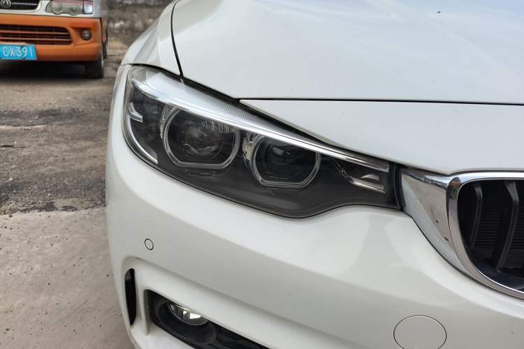 Used BMW 4 Series 2017 425i Gran Coupe Luxury M Sport Package Right Front Headlight