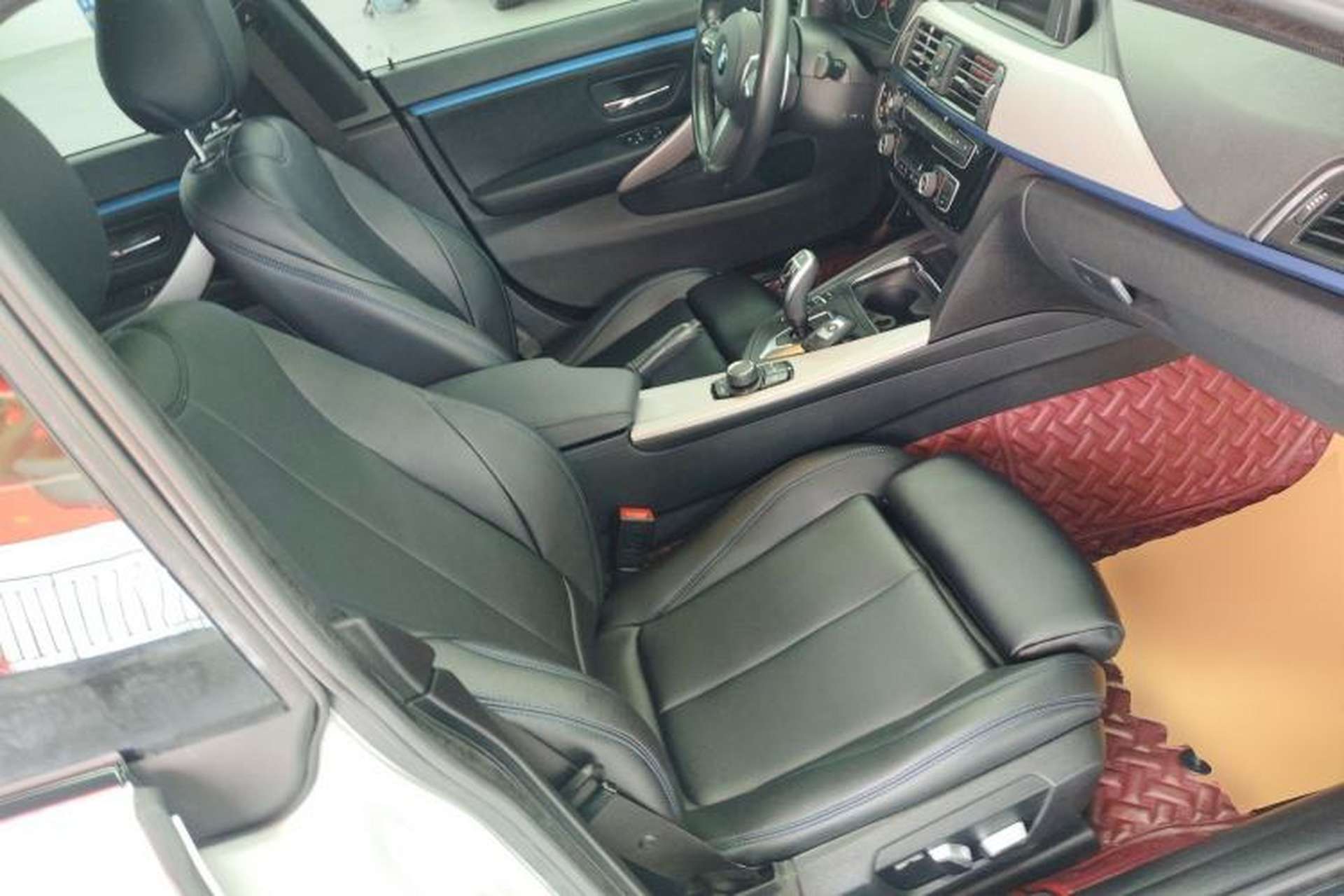 Used BMW 4 Series 2017 425i Gran Coupe Leading Model with M Sport Package Right Front Seat