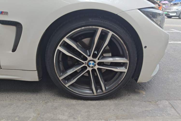 Used BMW 4 Series 2017 430i Gran Coupe M Sport Package Right Front Wheel Hub
