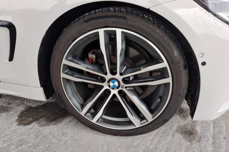 Used BMW 4 Series 2017 430i M Sport Package Right Front Wheel Hub