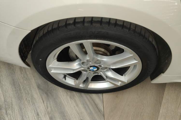 Used BMW 4 Series 2017 425i Gran Coupe Leading Model with M Sport Package Right Rear Wheel Hub