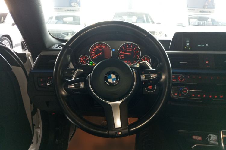 Used BMW 4 Series 2017 425i Gran Coupe Leading Model with M Sport Package Steering Wheel