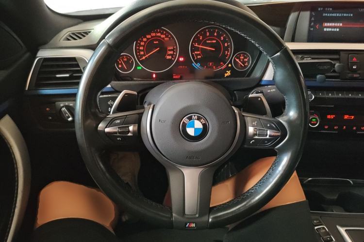 Used BMW 4 Series 2017 425i Gran Coupe Leading Model with M Sport Package Steering Wheel