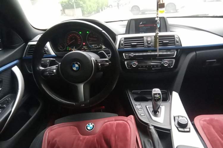 Used BMW 4 Series 2017 425i Gran Coupe Leading Model with M Sport Package Steering Wheel