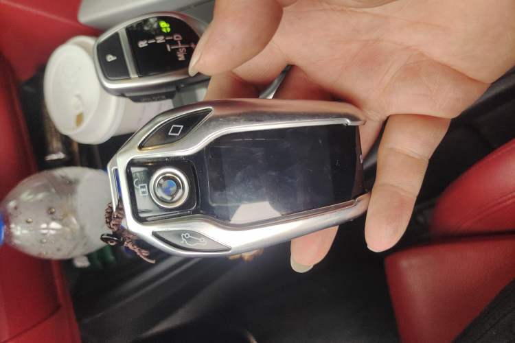 Used BMW 4 Series 2017 425i Convertible M Sport Package Vehicle Key