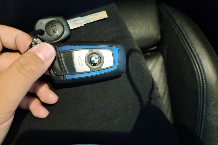 Used BMW 4 Series 2017 430i M Sport Package Vehicle Key