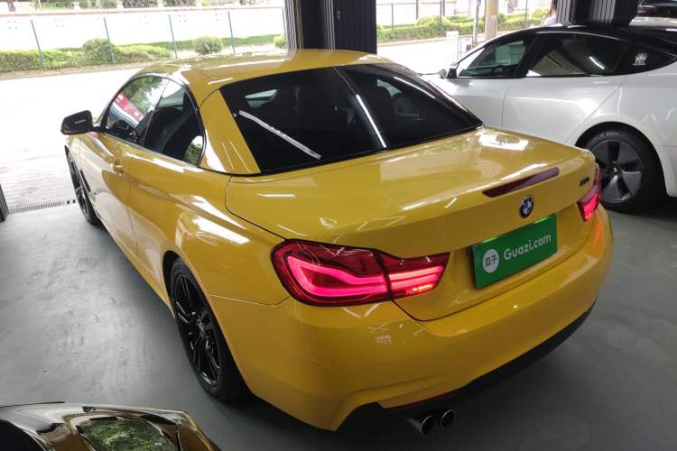 Used BMW 4 Series 2017 425i Convertible M Sport Package Exterior 3