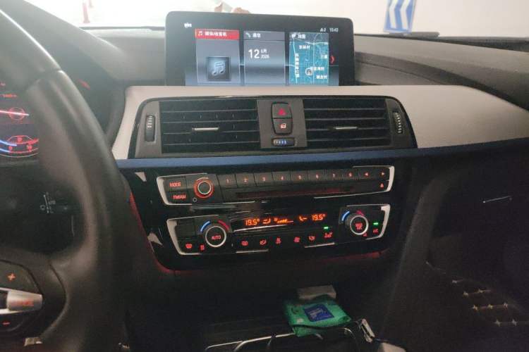 Used BMW 4 Series 2019 425i Gran Coupe M Sport Package Audio And AC Panel