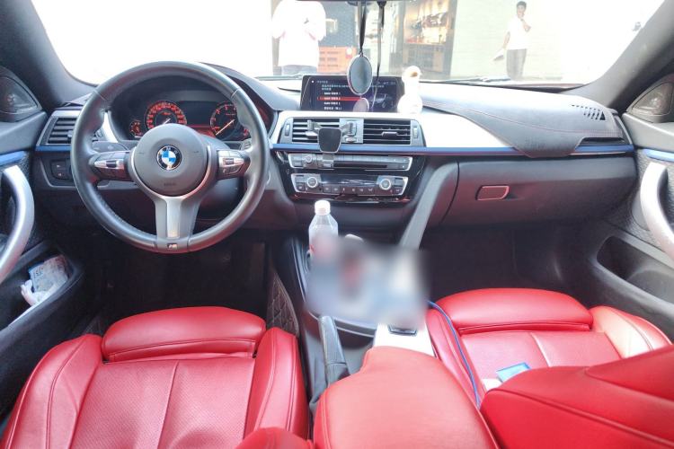 Used BMW 4 Series 2019 425i Gran Coupe M Sport Package Center Console