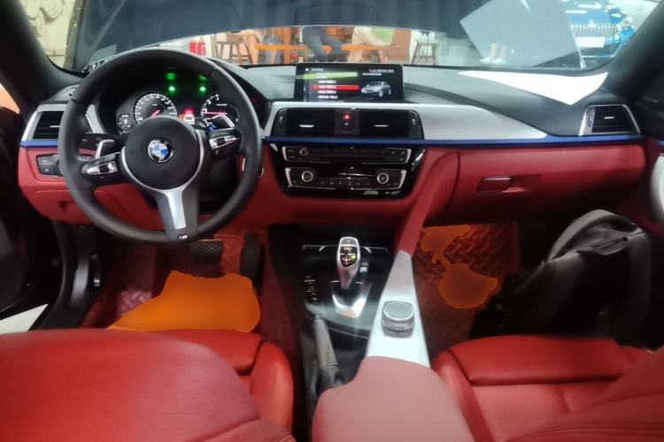 Used BMW 4 Series 2019 425i Gran Coupe M Sport Night Edition Center Console