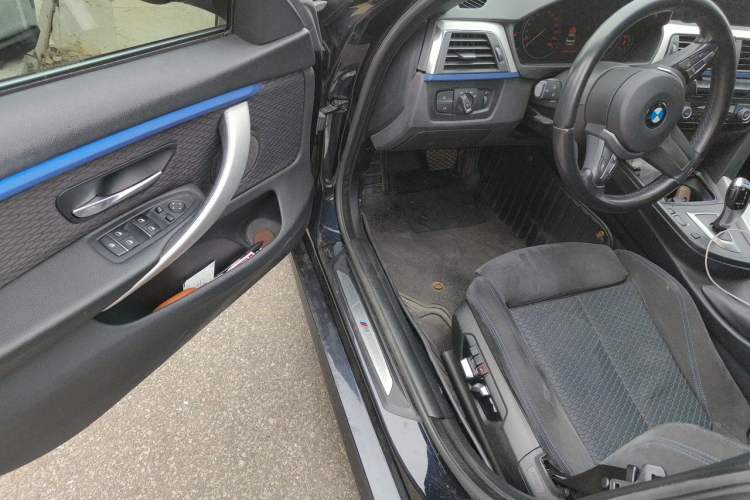 Used BMW 4 Series 2019 425i Gran Coupe M Sport Package Driver Seat