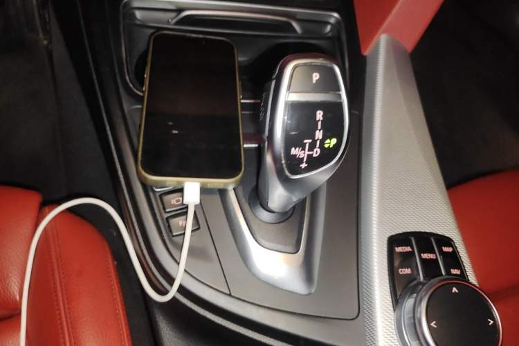 Used BMW 4 Series 2019 425i Gran Coupe M Sport Night Edition Gear Lever