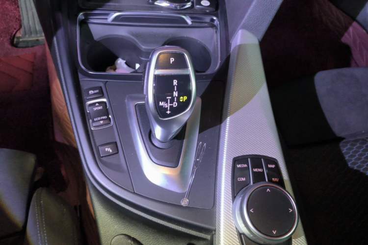 Used BMW 4 Series 2019 425i M Sport Package Gear Lever