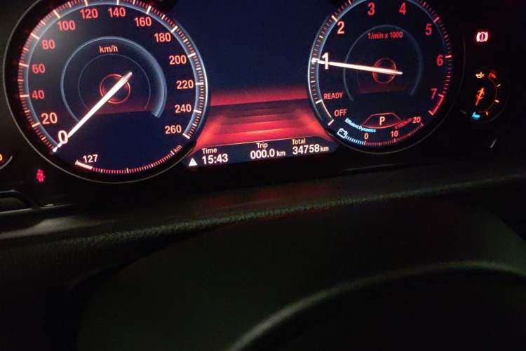 Used BMW 4 Series 2019 425i Gran Coupe M Sport Package Odometer Close Up