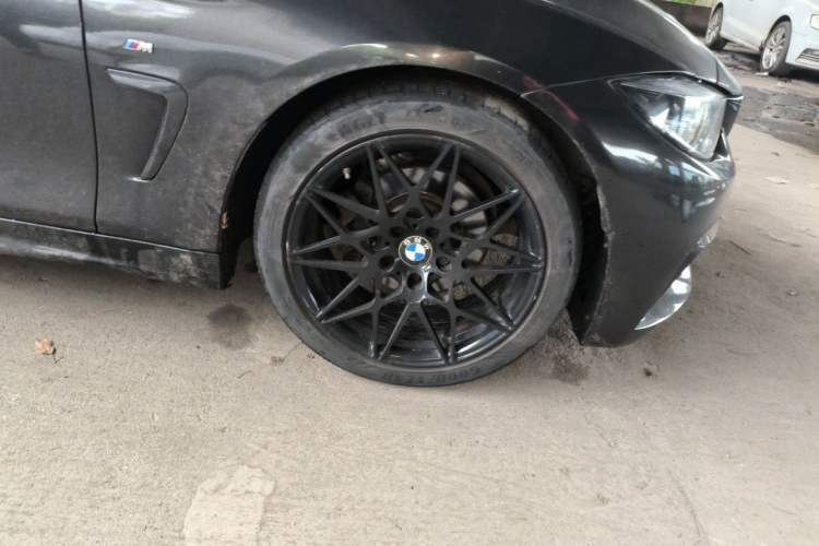 Used BMW 4 Series 2019 425i M Sport Package Right Front Wheel Hub