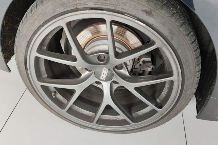 Used BMW 4 Series 2019 425i Gran Coupe M Sport Package Right Rear Wheel Hub