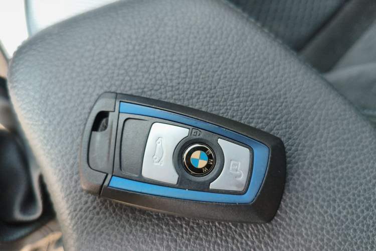 Used BMW 4 Series 2019 425i Gran Coupe M Sport Package Vehicle Key