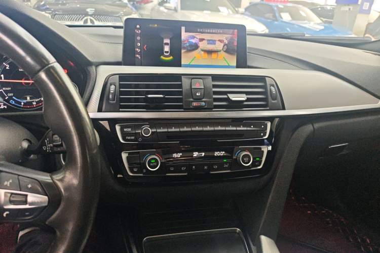 Used BMW 4 Series 2019 425i Gran Coupe M Sport Package Audio And AC Panel