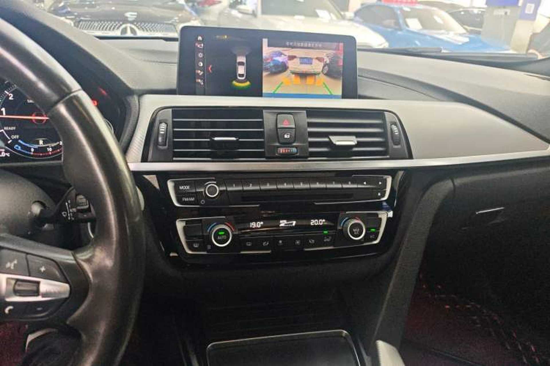 Used BMW 4 Series 2019 425i Gran Coupe M Sport Package Audio And AC Panel