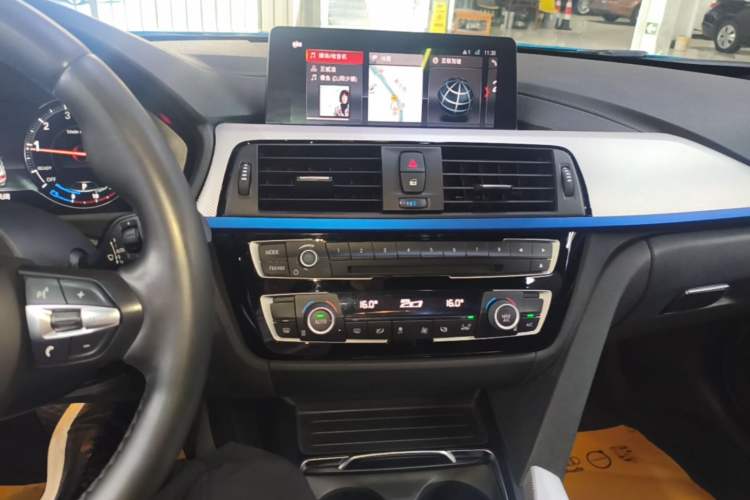 Used BMW 4 Series 2019 425i Gran Coupe M Sport Package Audio And AC Panel
