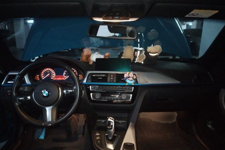 Used BMW 4 Series 2019 425i Gran Coupe M Sport Package Center Console