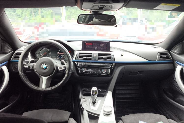 Used BMW 4 Series 2019 425i M Sport Package Center Console