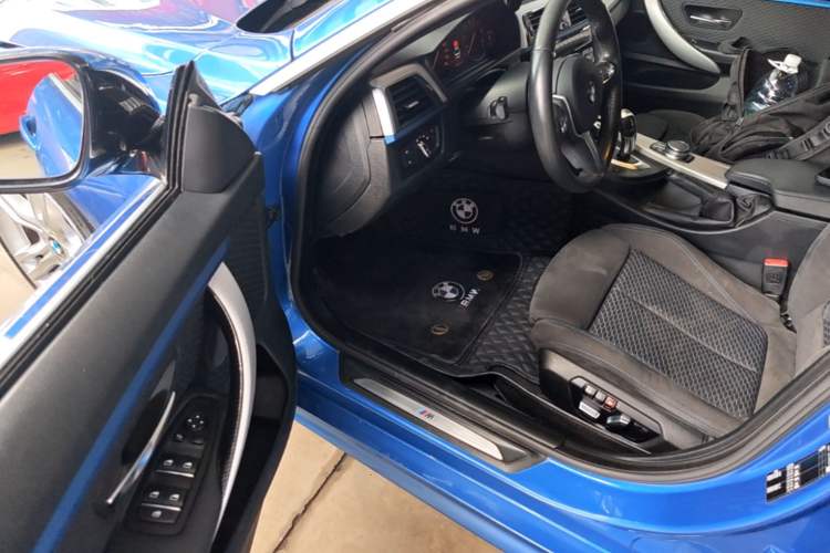 Used BMW 4 Series 2019 425i Gran Coupe M Sport Package Driver Seat
