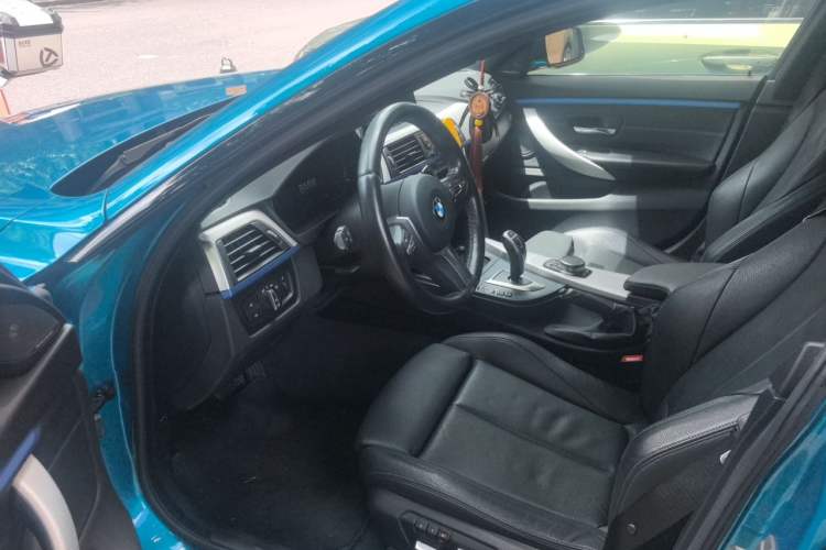 Used BMW 4 Series 2019 425i Gran Coupe M Sport Night Edition Driver Seat