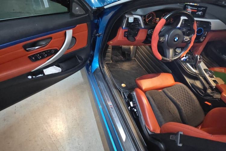 Used BMW 4 Series 2019 425i Convertible M Sport Package Driver Seat