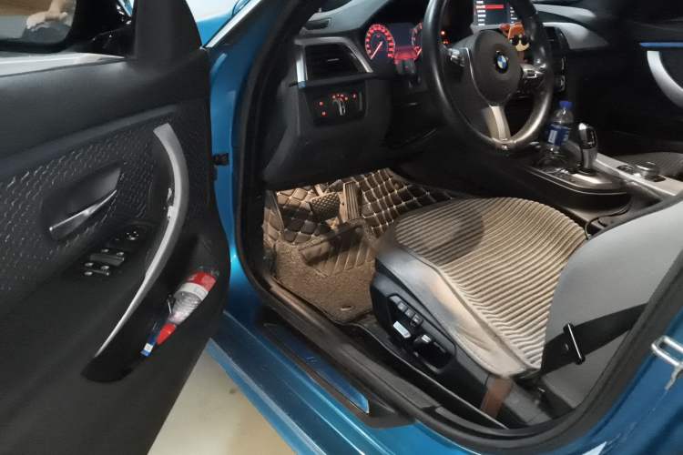 Used BMW 4 Series 2019 425i Gran Coupe M Sport Package Driver Seat