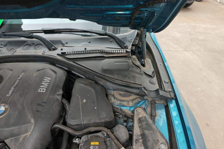 Used BMW 4 Series 2019 425i Convertible M Sport Night Edition Engine Bay Left