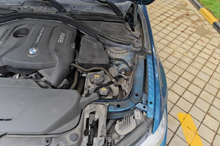 Used BMW 4 Series 2019 425i M Sport Package Engine Bay Left