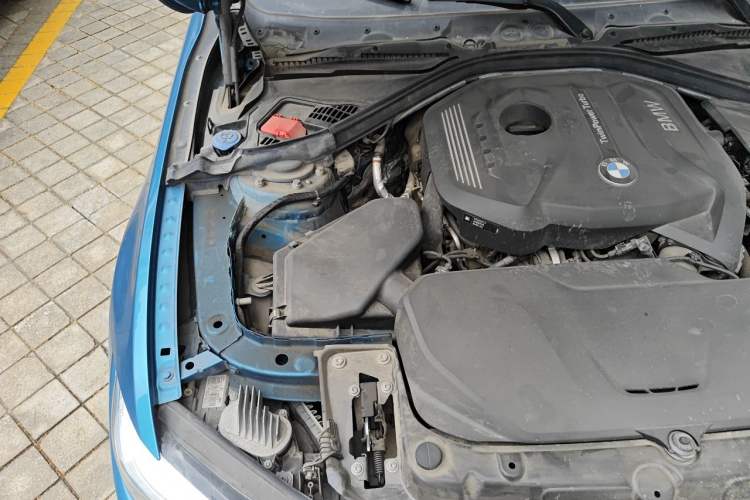 Used BMW 4 Series 2019 425i M Sport Package Engine Bay Right
