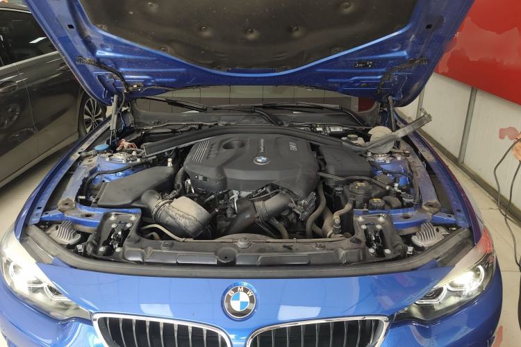 Used BMW 4 Series 2019 425i Gran Coupe M Sport Package Engine Bay