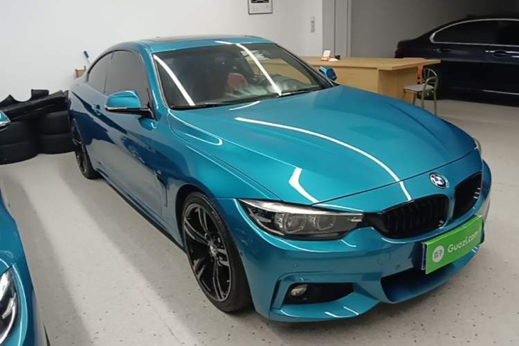 Used BMW 4 Series 2019 425i M Sport Night Edition Front Right 45 Deg