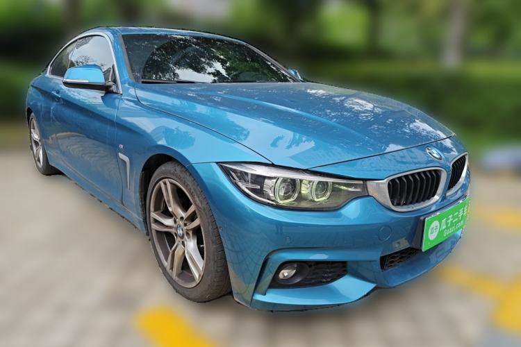 Used BMW 4 Series 2019 425i M Sport Package Front Right 45 Deg