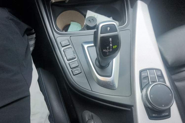 Used BMW 4 Series 2019 425i Gran Coupe M Sport Night Edition Gear Lever