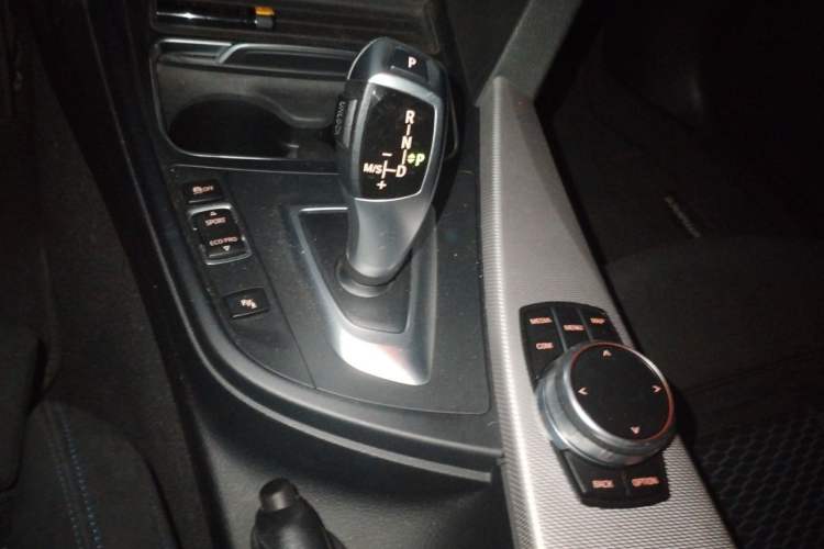 Used BMW 4 Series 2019 425i Gran Coupe M Sport Package Gear Lever