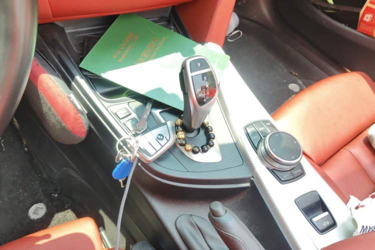 Used BMW 4 Series 2019 425i Convertible M Sport Package Gear Lever