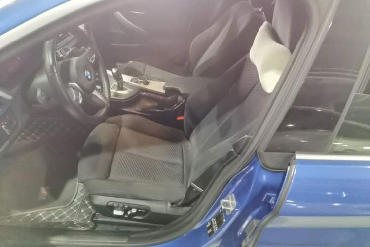 Used BMW 4 Series 2019 425i Gran Coupe M Sport Package Left Front Seat