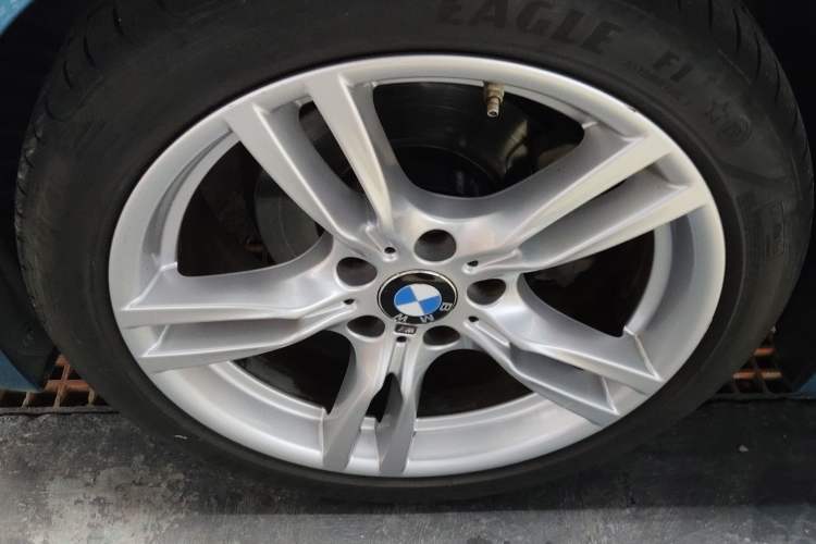Used BMW 4 Series 2019 425i Gran Coupe M Sport Package Left Front Wheel Hub