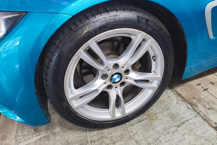Used BMW 4 Series 2019 425i Gran Coupe M Sport Package Left Front Wheel Hub