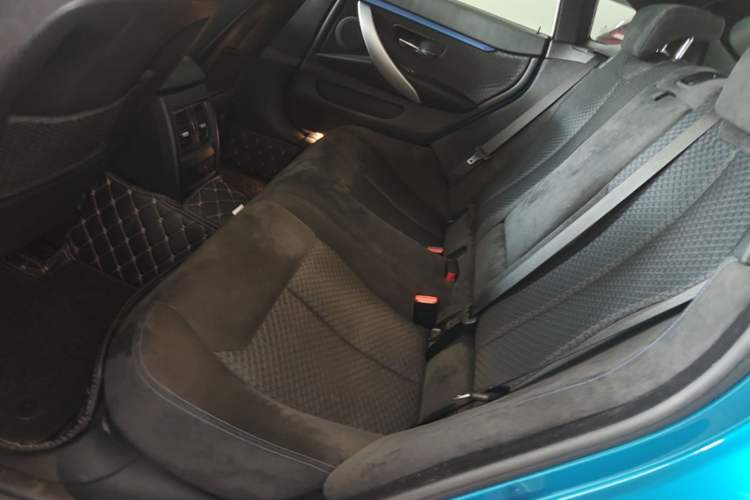 Used BMW 4 Series 2019 425i Gran Coupe M Sport Package Left Rear Seat