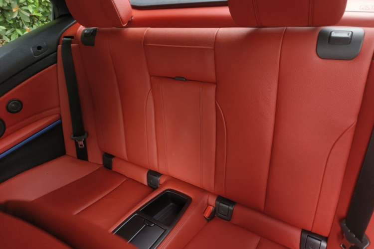 Used BMW 4 Series 2019 425i Convertible M Sport Package Left Rear Seat