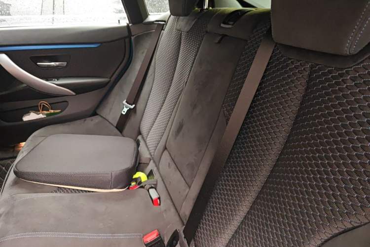 Used BMW 4 Series 2019 425i Gran Coupe M Sport Package Left Rear Seat