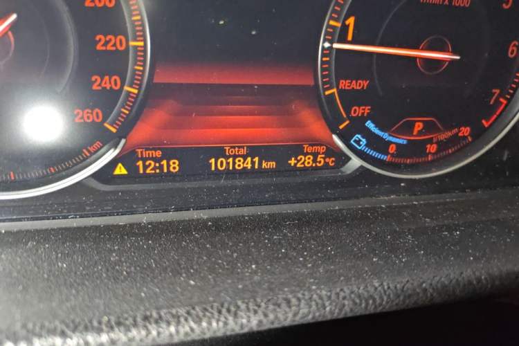 Used BMW 4 Series 2019 425i Convertible M Sport Package Odometer Close Up